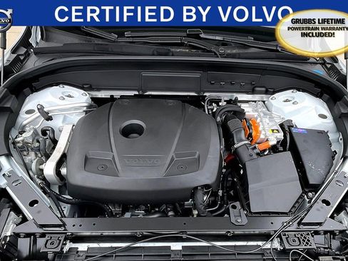 Used 2025 Volvo XC60 T8 Plus w/ Protection Package Premier image 24