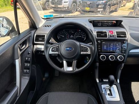 Used 2018 Subaru Forester 2.5i Premium AWD/4WD image 19