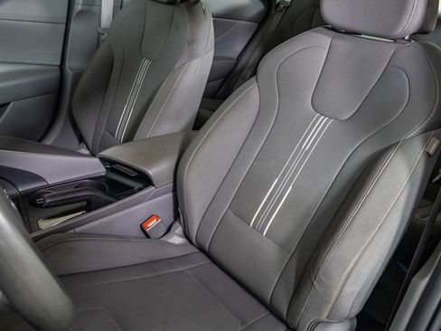 Used 2022 Hyundai Elantra SEL w/ Cargo Package image 19