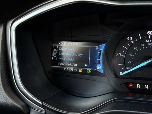 Used 2019 Ford Fusion SE FWD image 32