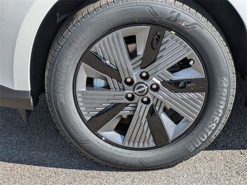 New 2025 Nissan Murano SL image 10