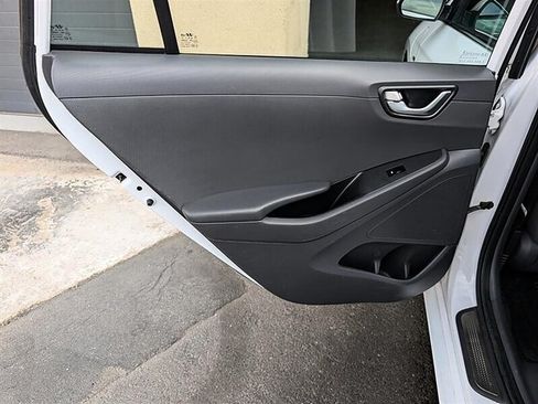 Used 2018 Hyundai Ioniq Limited FWD image 25