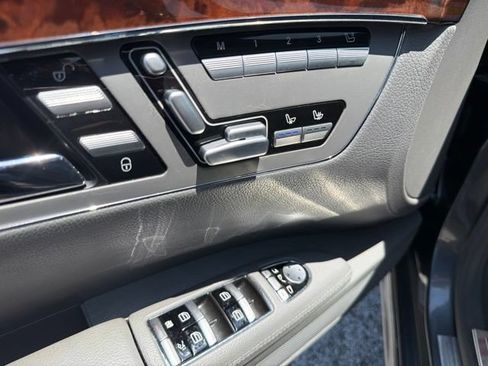Used 2009 Mercedes-Benz S 550 image 11