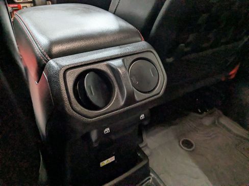 Used 2023 Jeep Wrangler Unlimited Rubicon 4xe AWD/4WD image 24