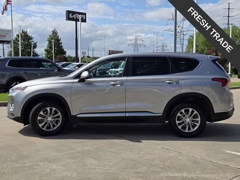 Used 2020 Hyundai Santa Fe SE FWD image 3