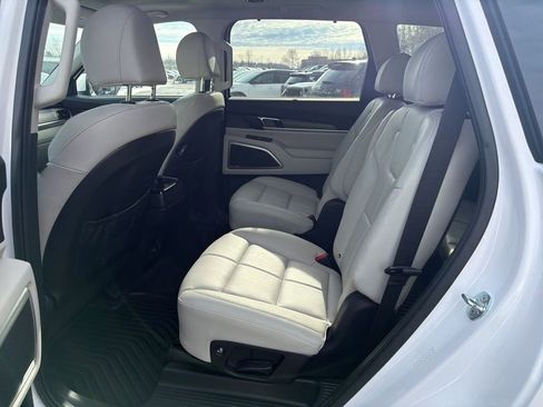 Certified 2022 Kia Telluride EX w/ EX Premium Package image 24