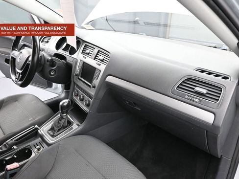 Used 2016 Volkswagen Golf S FWD image 16