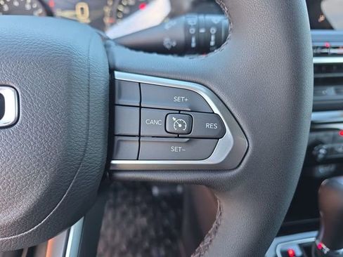 New 2026 Jeep Compass Latitude image 21