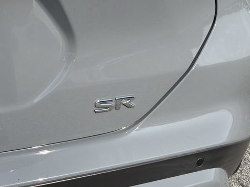 Used 2022 Nissan Kicks SR w/ Premium Package FWD image 30