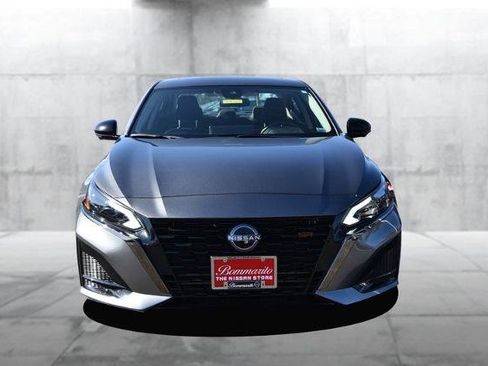 Certified 2024 Nissan Altima 2.0 SR image 4