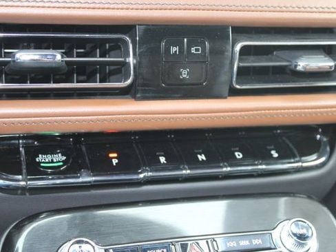 Used 2023 Lincoln Nautilus Reserve w/ Equipment Group 201A AWD/4WD image 28