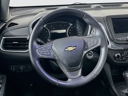 Used 2021 Chevrolet Equinox LT FWD image 18
