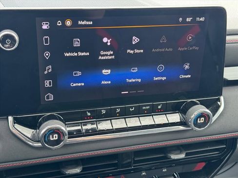 Used 2024 Chevrolet Colorado Z71 w/ Z71 Convenience Package 2 image 23