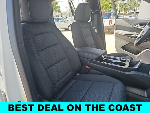 New 2026 Chevrolet Equinox LT w/ Safety and Technology Package FWD image 10