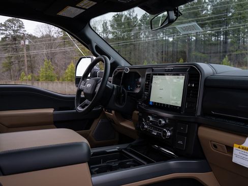 New 2026 Ford F250 Lariat w/ Lariat Ultimate Package image 41