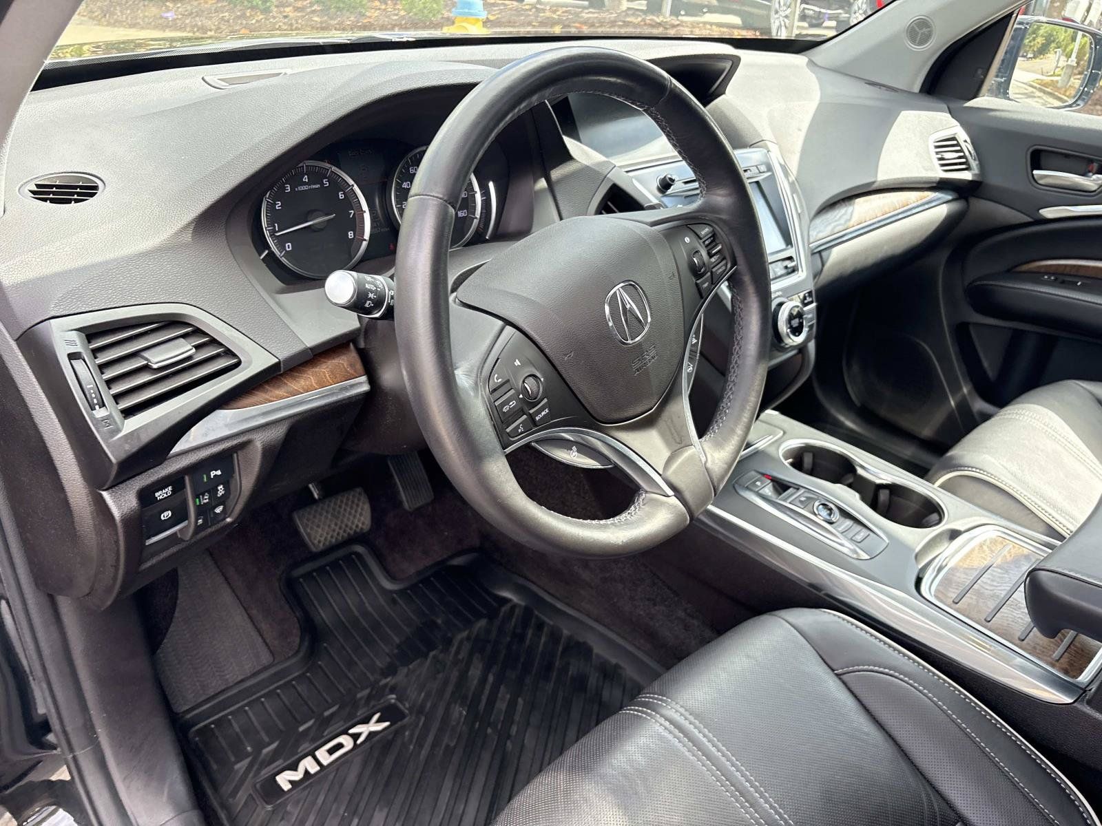 Used 2018 Acura MDX w/ Advance Package AWD/4WD image 18