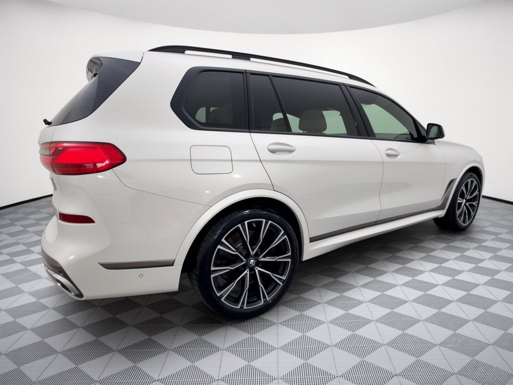 Used 2021 BMW X7 M50i AWD/4WD image 7
