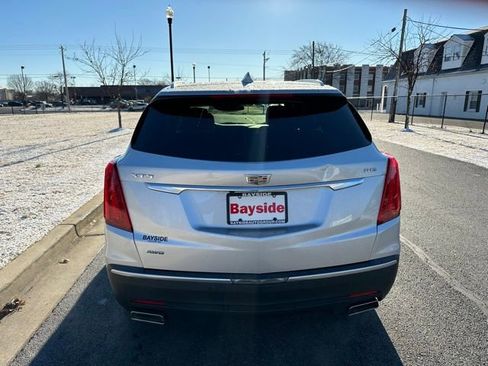 Used 2017 Cadillac XT5 Luxury w/ Driver Awareness Package image 18