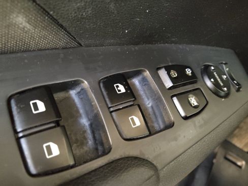 Used 2019 Hyundai Accent SE FWD image 27