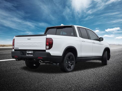 New 2026 Honda Ridgeline Black Edition image 11