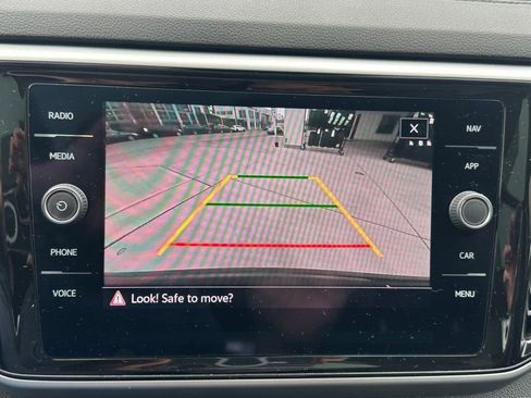 Used 2023 Volkswagen Atlas Cross Sport SEL R-Line AWD/4WD image 14