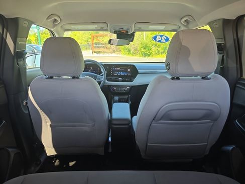 Used 2024 Chevrolet TrailBlazer LT FWD image 30