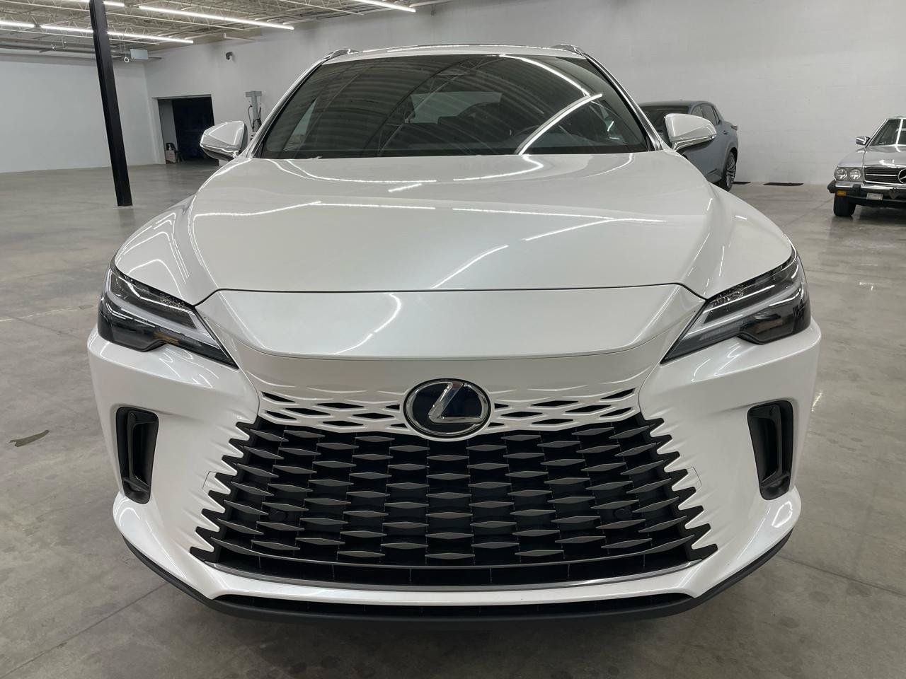 Used 2025 Lexus RX 350 Premium FWD image 3
