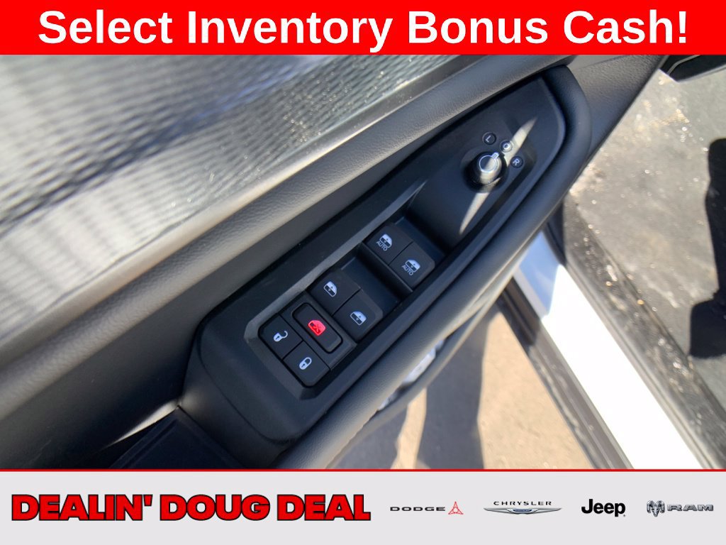New 2026 Jeep Grand Cherokee Laredo AWD/4WD image 11