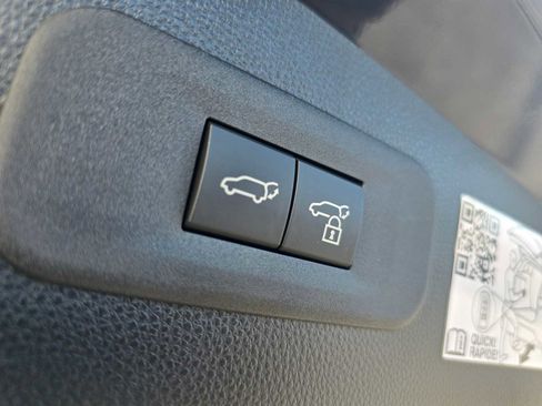 New 2026 Toyota Crown Signia image 18