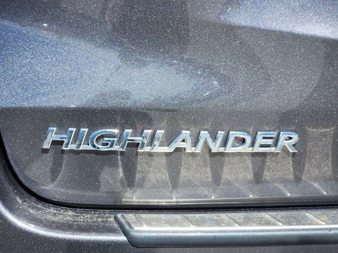 Used 2018 Toyota Highlander Limited Platinum w/ Protection Package #3 image 14