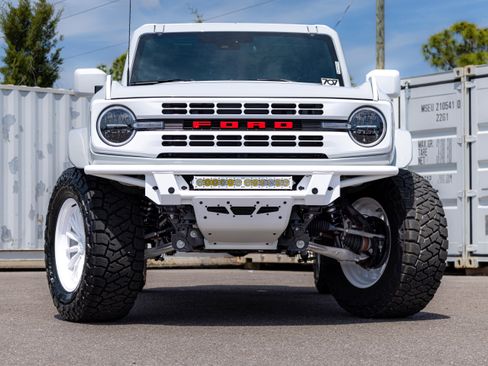 New 2026 Ford Bronco Heritage Edition AWD/4WD image 9