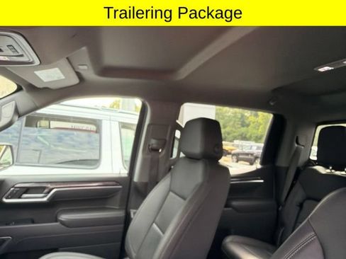 Used 2025 Chevrolet Silverado 1500 LTZ w/ LTZ Convenience Package II AWD/4WD image 16