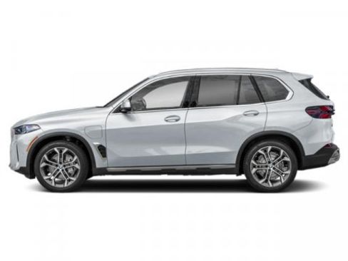 New 2026 BMW X5 xDrive50e w/ M Sport Package AWD/4WD image 3