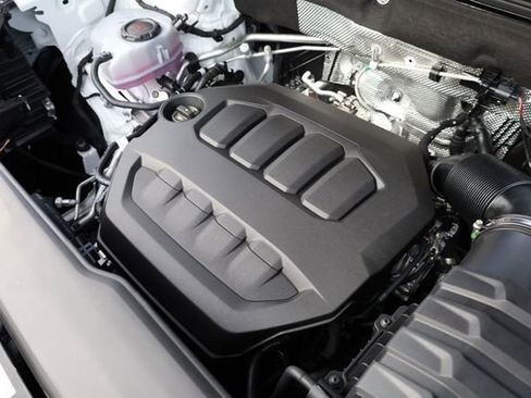 New 2026 Volkswagen Atlas SE image 31