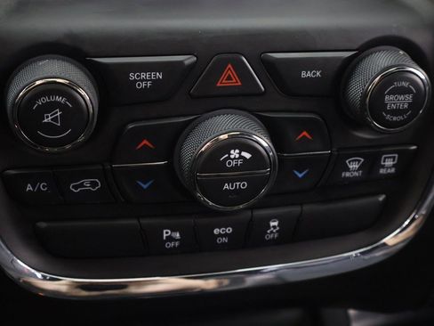 Used 2015 Dodge Durango R/T w/ Blacktop Package image 55