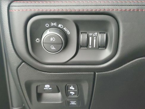 New 2026 RAM 1500 RHO image 28