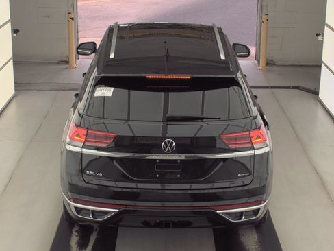 Used 2023 Volkswagen Atlas Cross Sport SEL Premium R-Line AWD/4WD image 10
