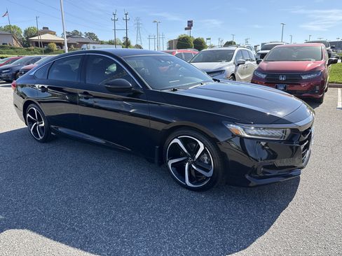 Certified 2022 Honda Accord Sport image 2