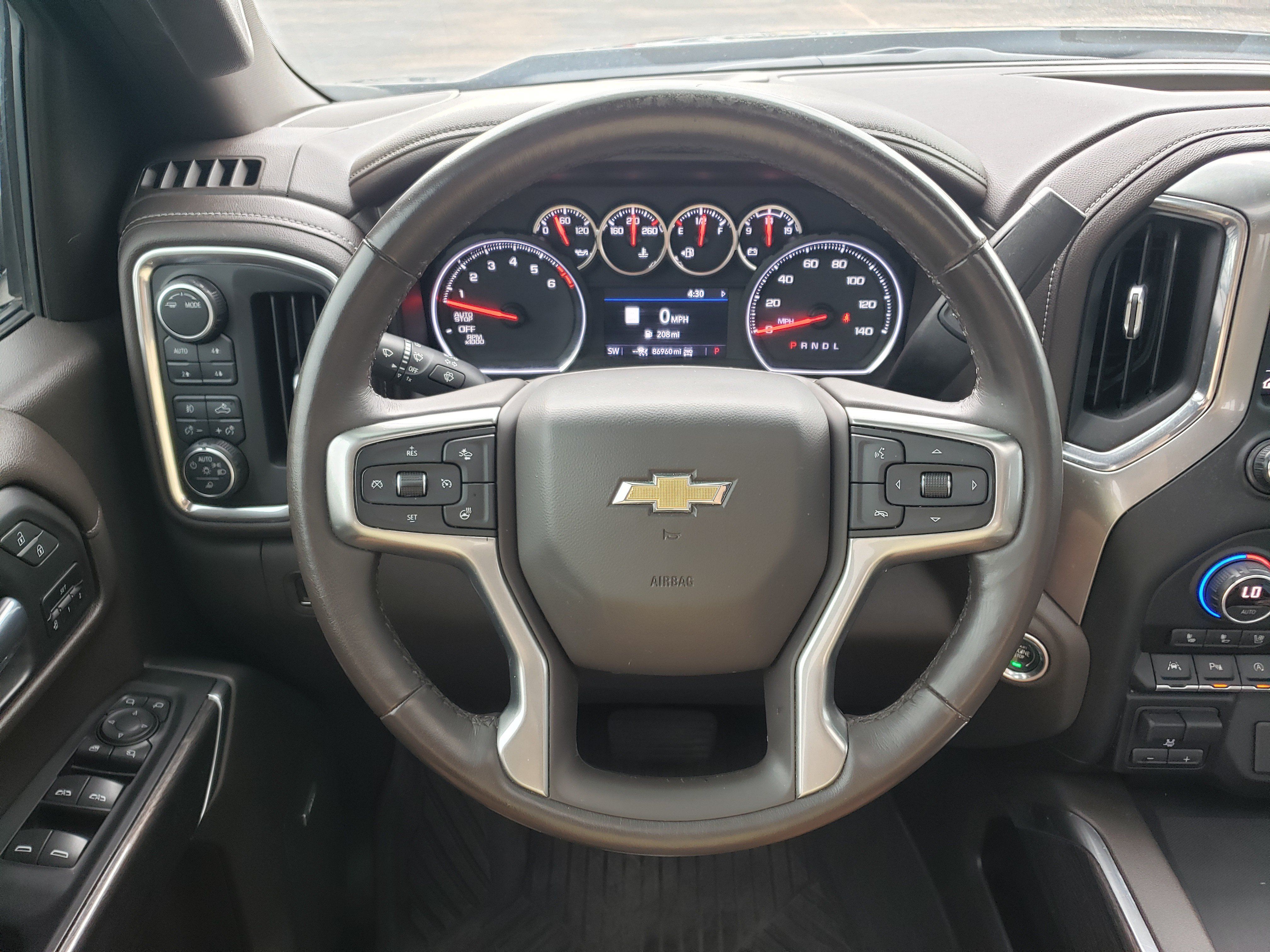 Used 2021 Chevrolet Silverado 1500 LTZ w/ LTZ Premium Package AWD/4WD image 15