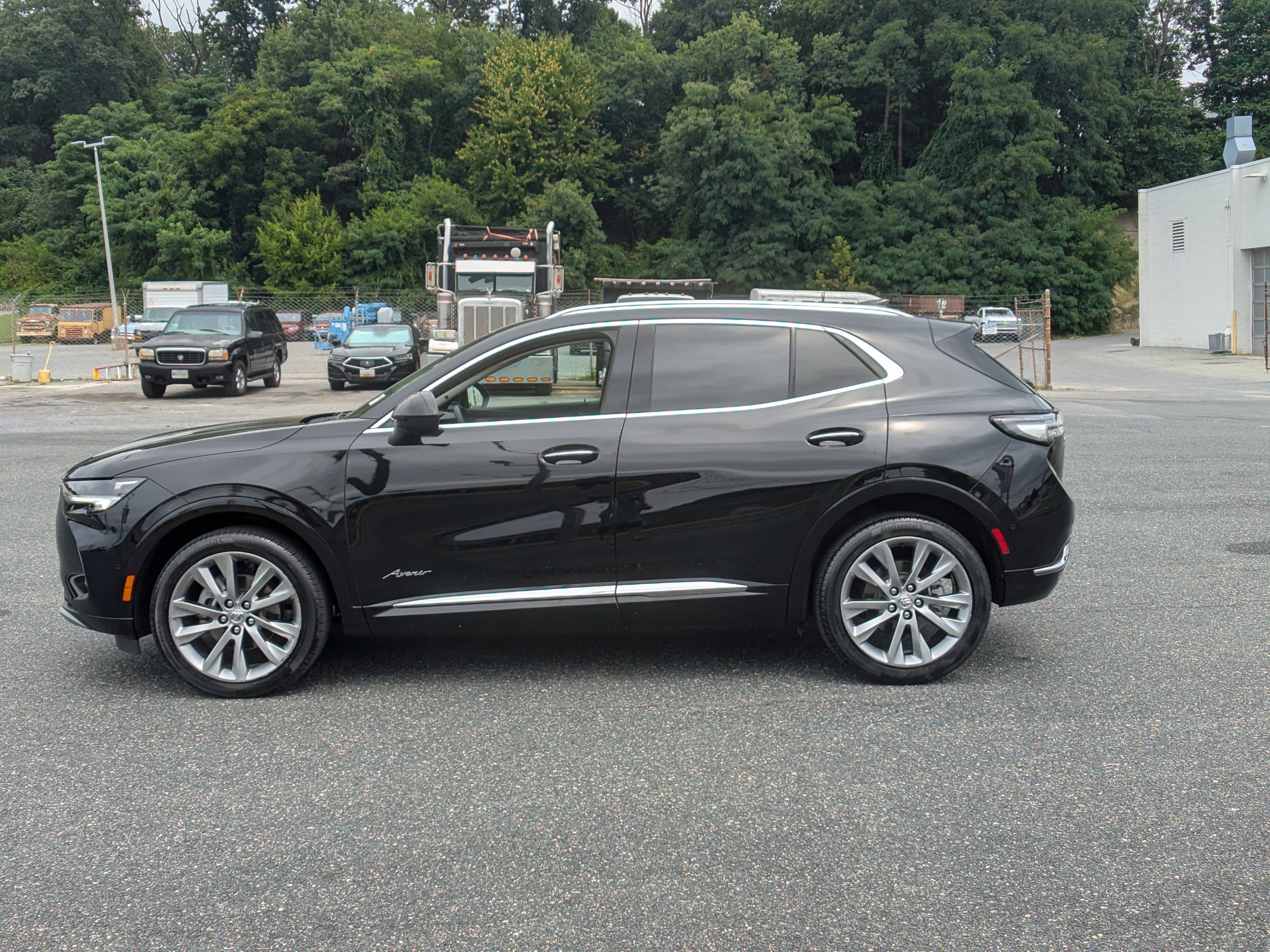 Certified 2023 Buick Envision Avenir AWD/4WD image 5
