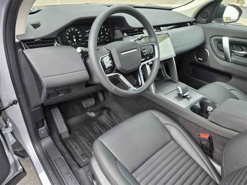 Used 2025 Land Rover Discovery Sport S image 26