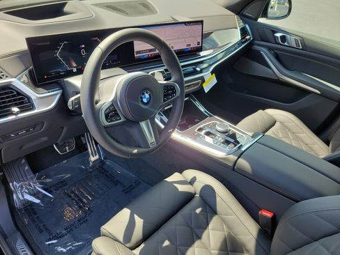 New 2026 BMW X5 sDrive40i w/ M Sport Package RWD image 18