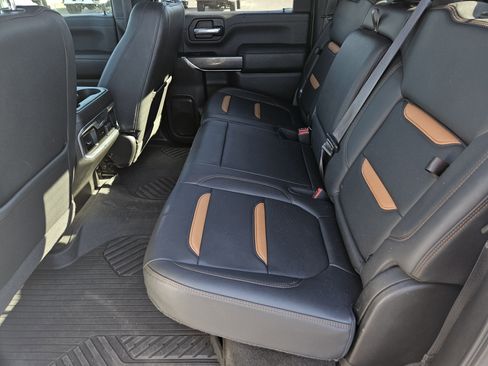 Used 2022 GMC Sierra 2500 AT4 w/ AT4 Preferred Package image 28