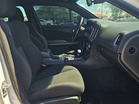 Used 2022 Dodge Charger R/T RWD image 19