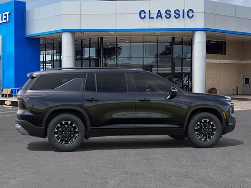 New 2026 Chevrolet Traverse Z71 w/ Enhanced Driving Package image 5