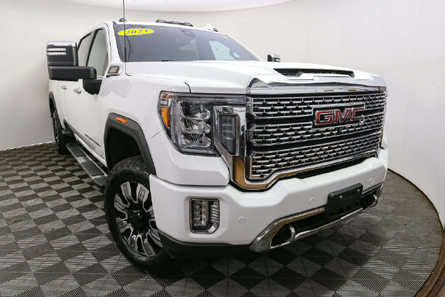 Used 2023 GMC Sierra 3500 Denali w/ Denali Ultimate Package AWD/4WD image 3