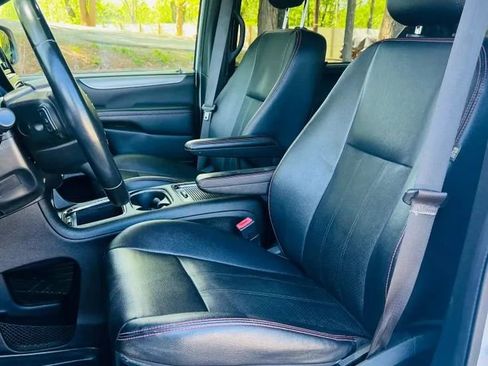 Used 2019 Dodge Grand Caravan GT FWD image 10