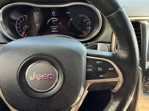 Used 2016 Jeep Grand Cherokee Limited w/ Luxury Group II AWD/4WD image 26