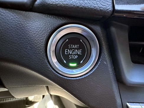 Used 2021 Cadillac CT4 Premium Luxury AWD/4WD image 19