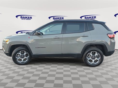 Used 2022 Jeep Compass Trailhawk w/ Trailhawk Elite Group image 6